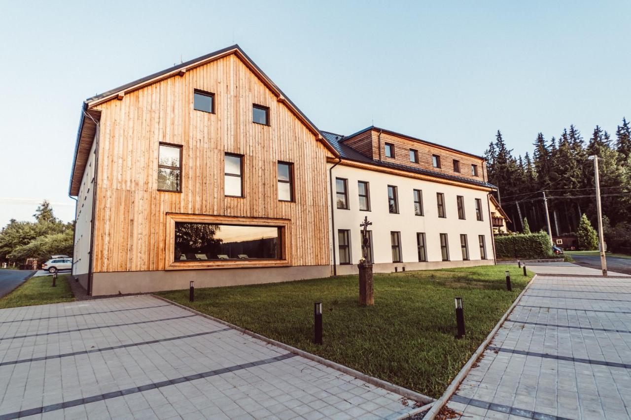 Apartmany Javorna Cachrov Екстер'єр фото